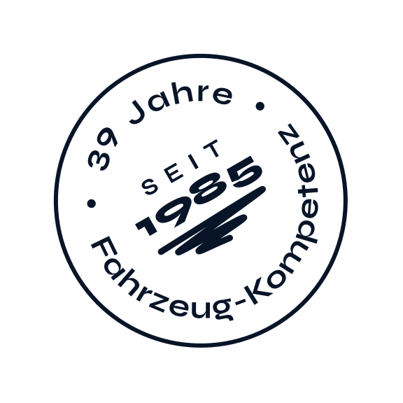 Abzeichen "39 Jahre Fahrzeugkompetenz" in schwarz