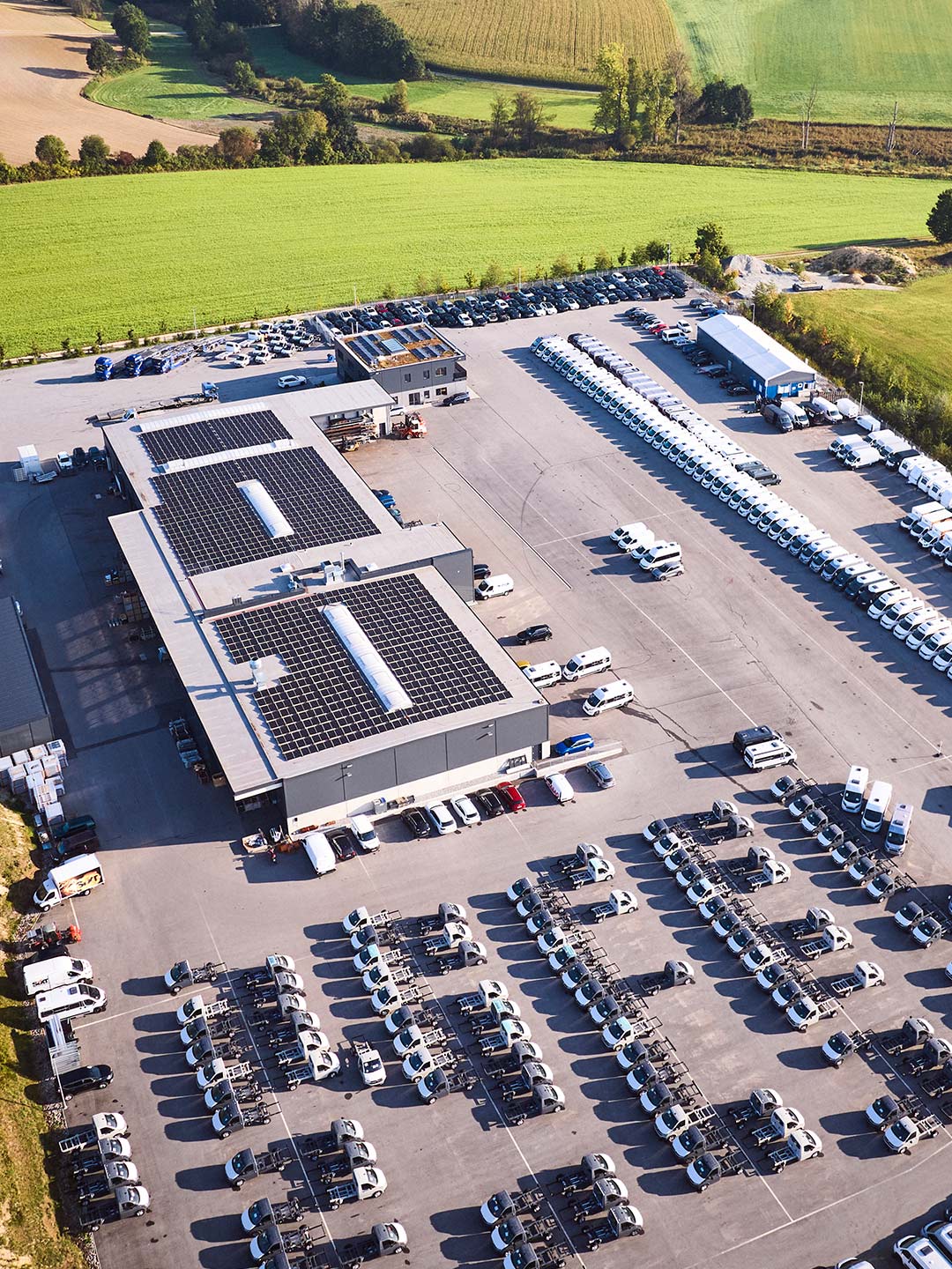 Drohnenaufnahme vom Firmengelände der ASB Group in Röhrnbach